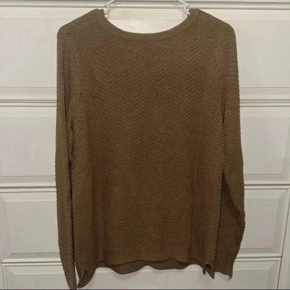 Old Navy Sweater - Picture 2 of 2